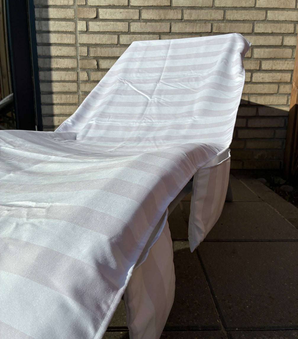 Solsängöverdrag - Randigt grått