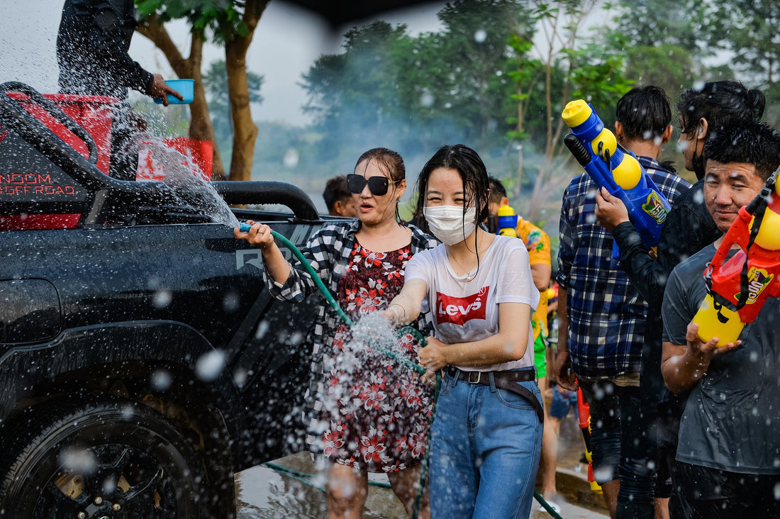 Oplev Songkran i Thailand