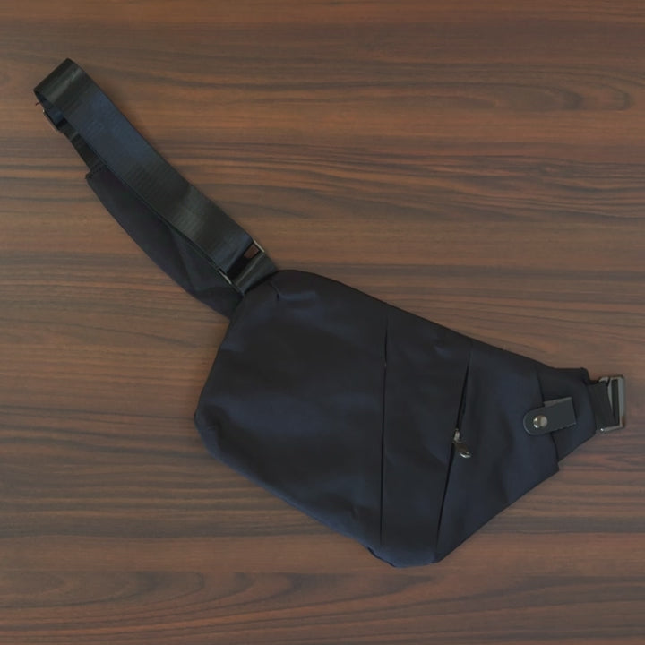 Ladda video: SafePack Axelväska